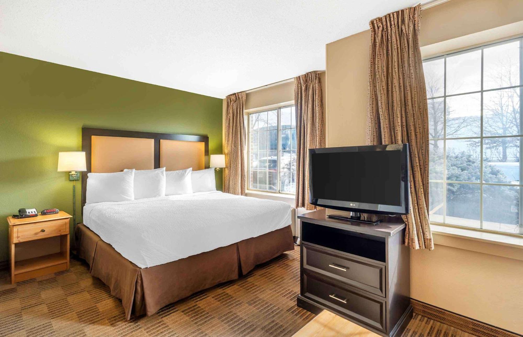 Extended Stay America Select Suites - Chicago - Westmont - Oak Brook Exteriör bild